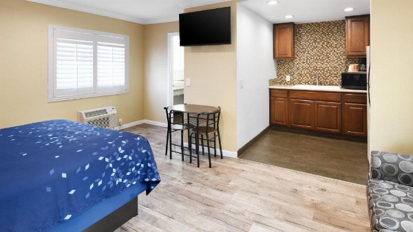 Scandia Motel image 28