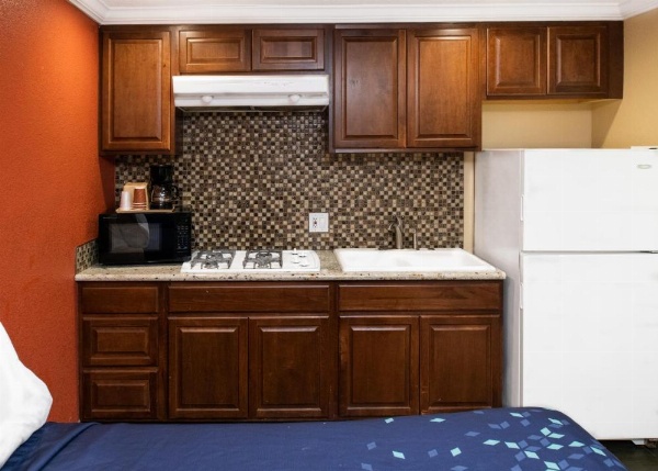 Scandia Motel image 39